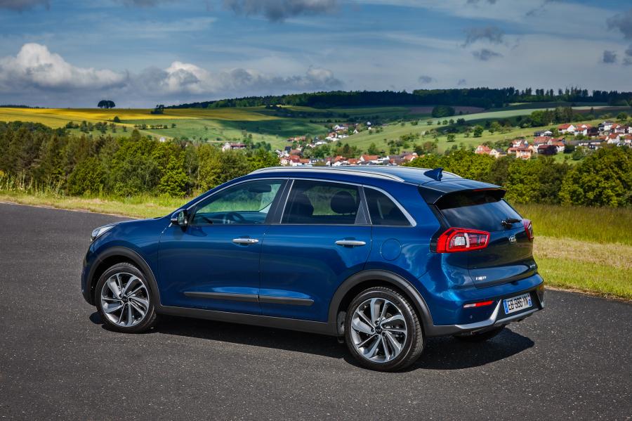  Kia Niro 2016 года  (WW) (фото 23 из 40)